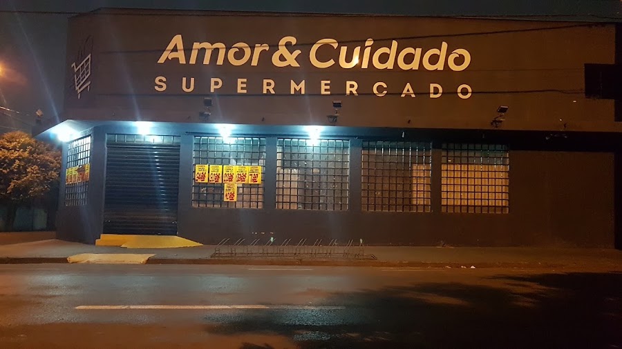 Fachada de Amor & Cuidado