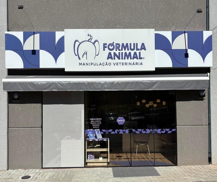 Fachada de Fórmula Animal