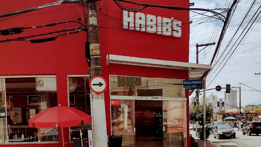 Fachada de Habib's