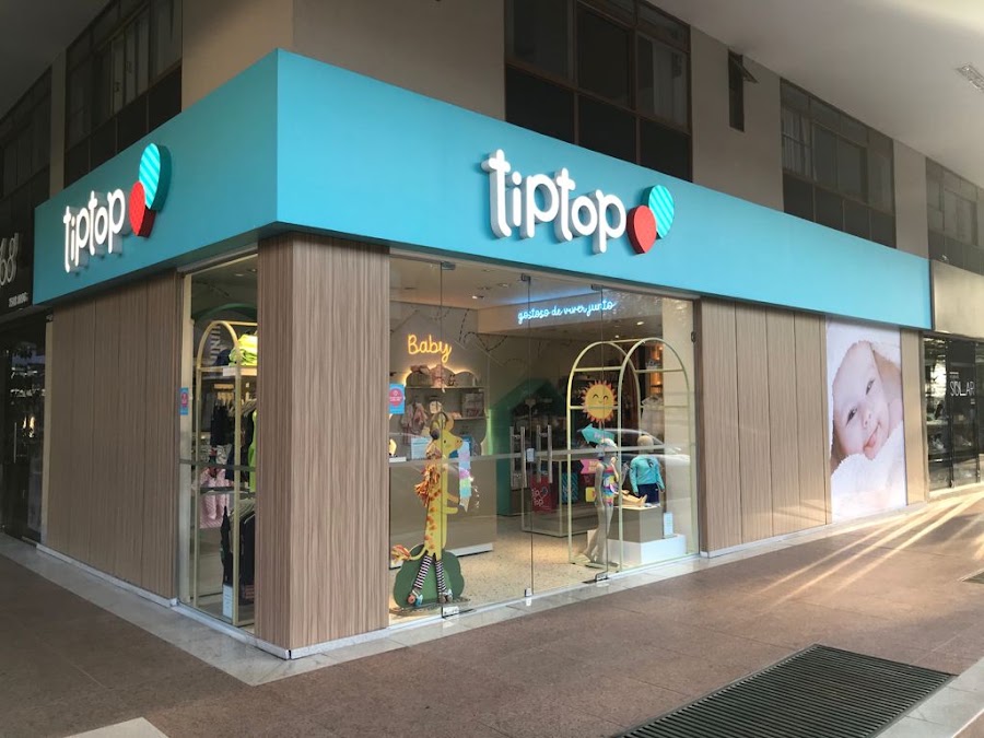 Fachada de Tip Top